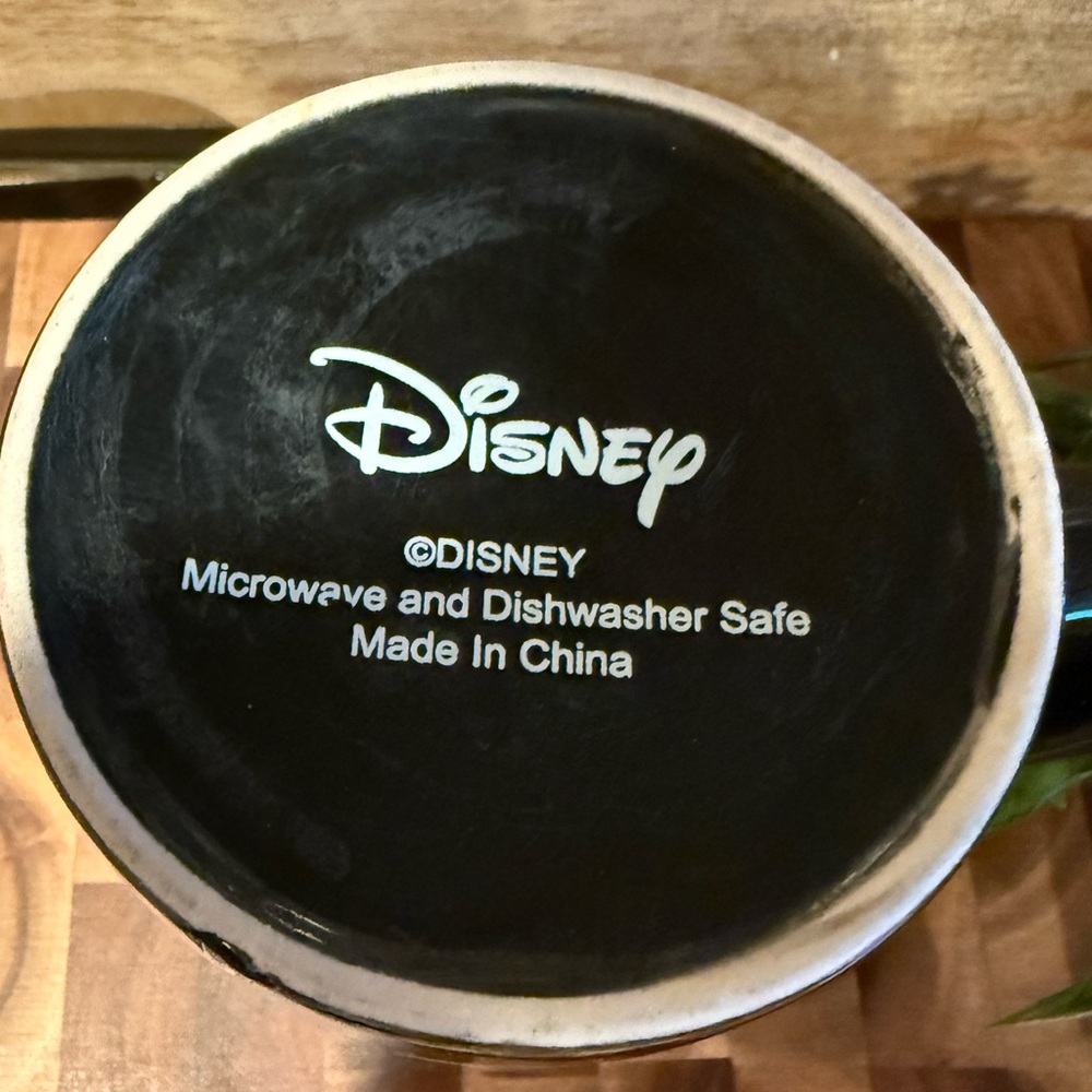 Disney Mickey Mouse mug - Picture 3 of 3